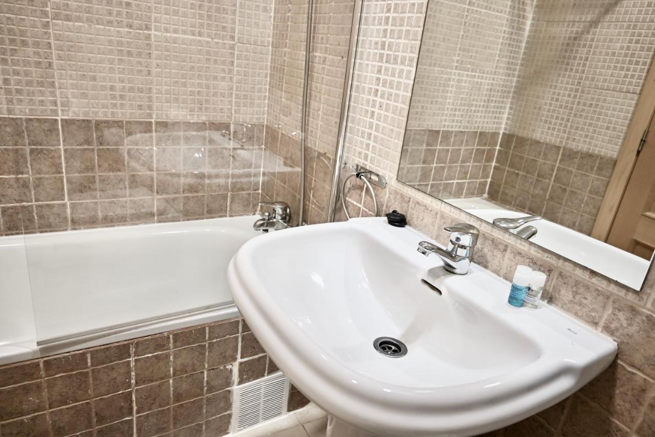 For You Rentals Centrico Apartamento Temporal En La Calle Infanta Inf1A 마드리드 외부 사진